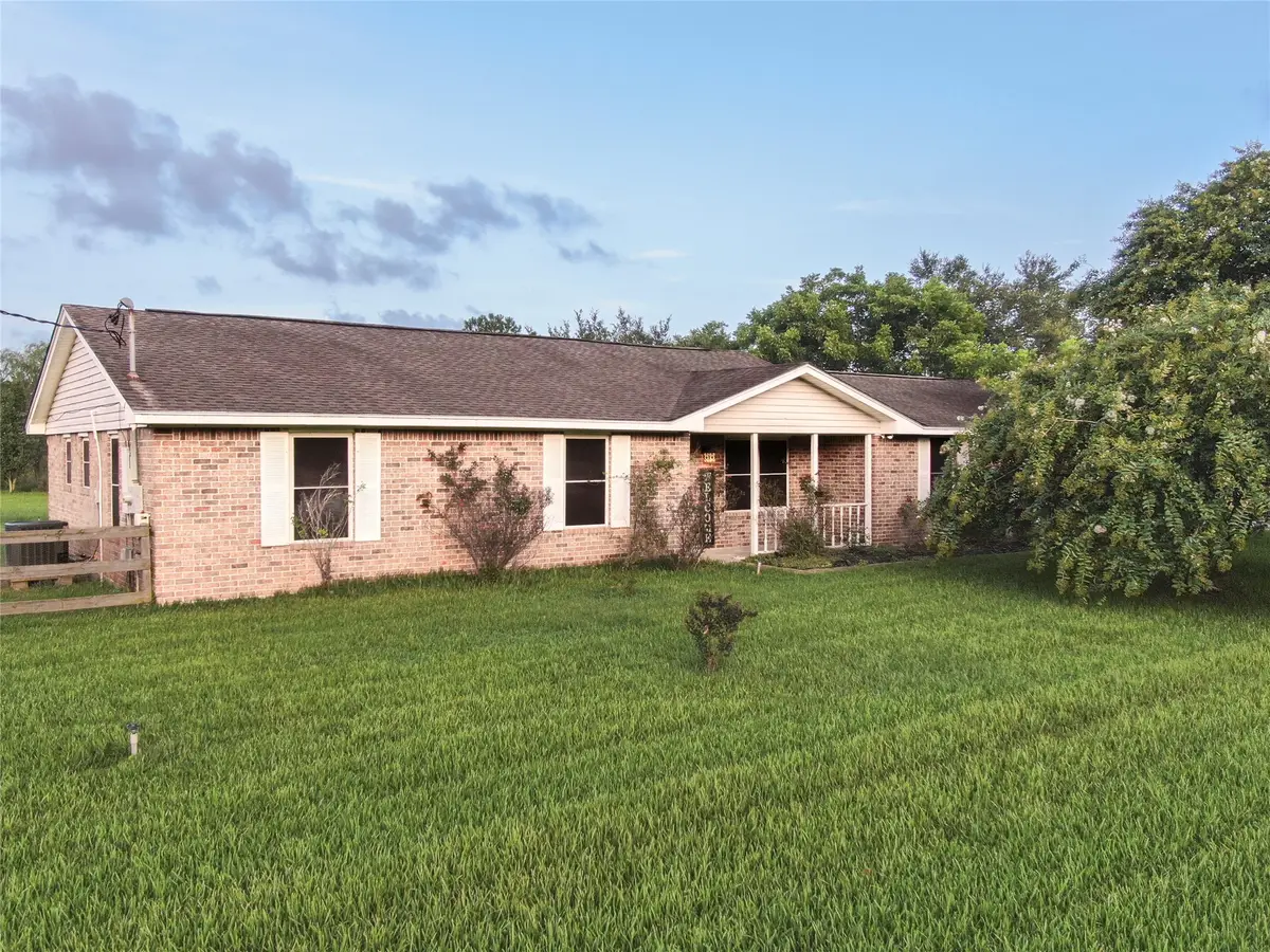 7301 Avenue L 1/2, Santa Fe, TX 77510 - #1