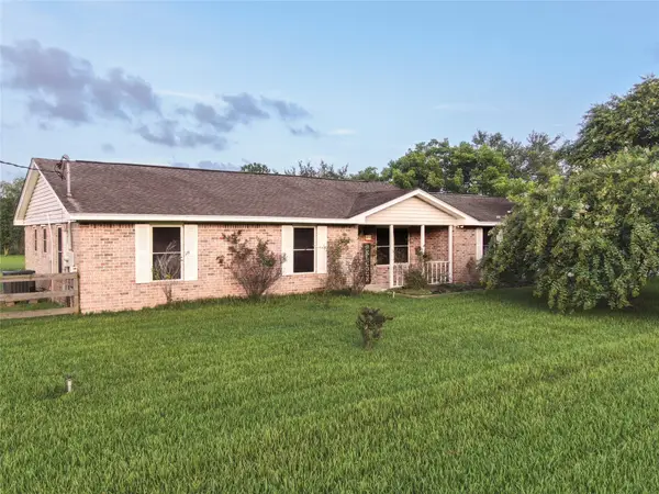 7301 Avenue L 1/2, Santa Fe, TX 77510