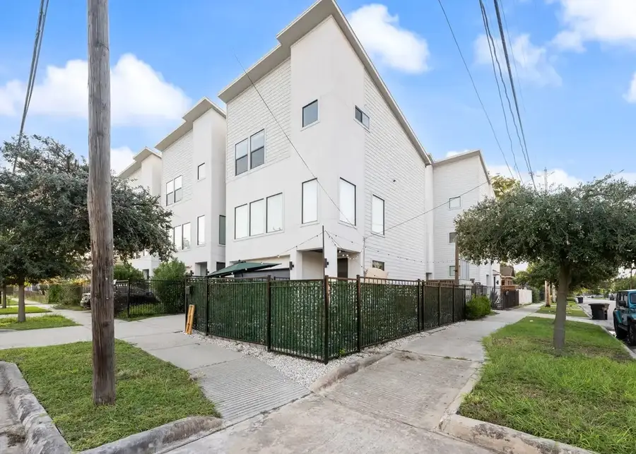 706 Morris, Houston, TX 77009 - Image #2