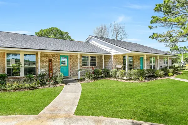 3358 County Road 172, Alvin, TX 77511