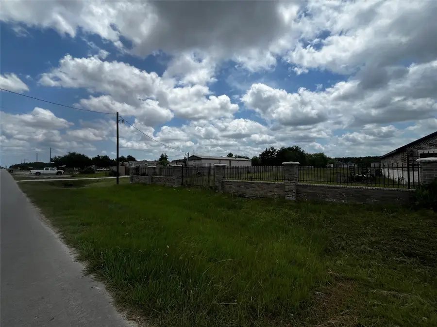 177 County Road 3550, Cleveland, TX 77327 - Image #2