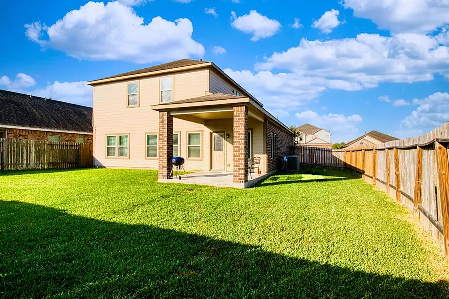 394 Lake Line Drive, Alvin, TX 77511 - #2