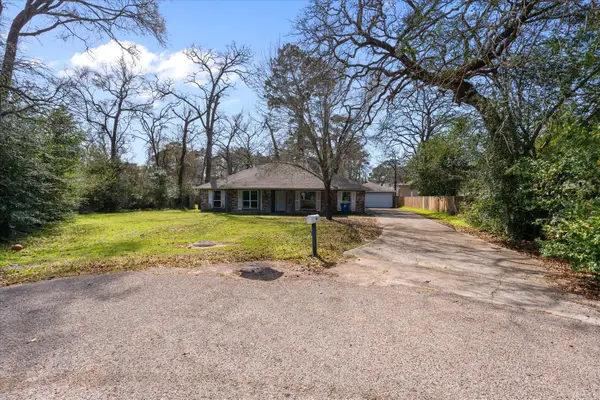 906 Brook Forest Court, Conroe, TX 77385