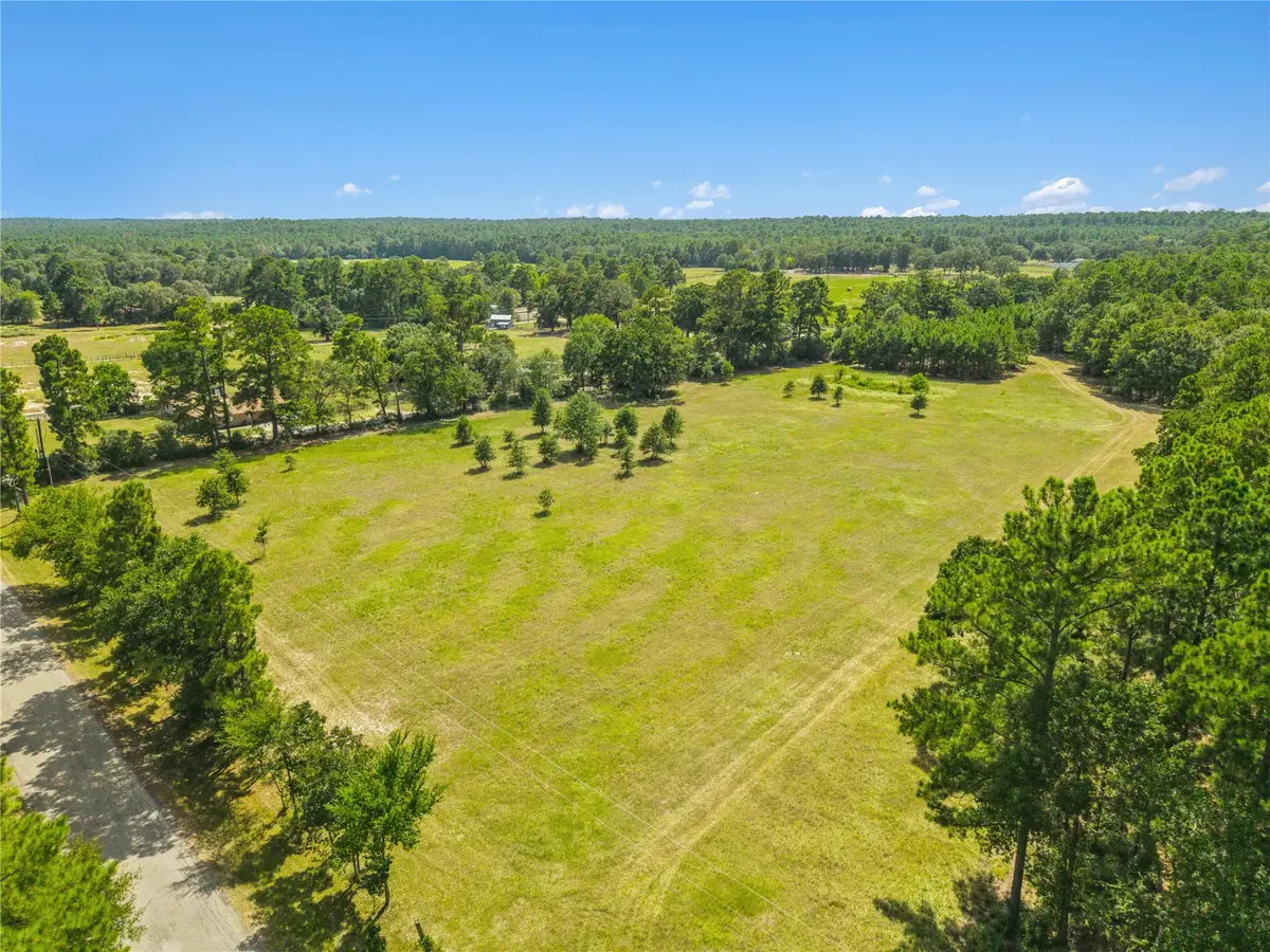 18957 Bethel Rd, Richards, TX 77873 - #1