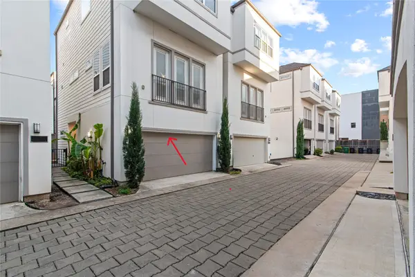 407 N Nagle Street N #B, Houston, TX 77003