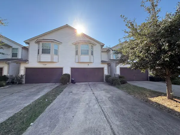 11532 Champions Green Drive, Houston, TX 77066