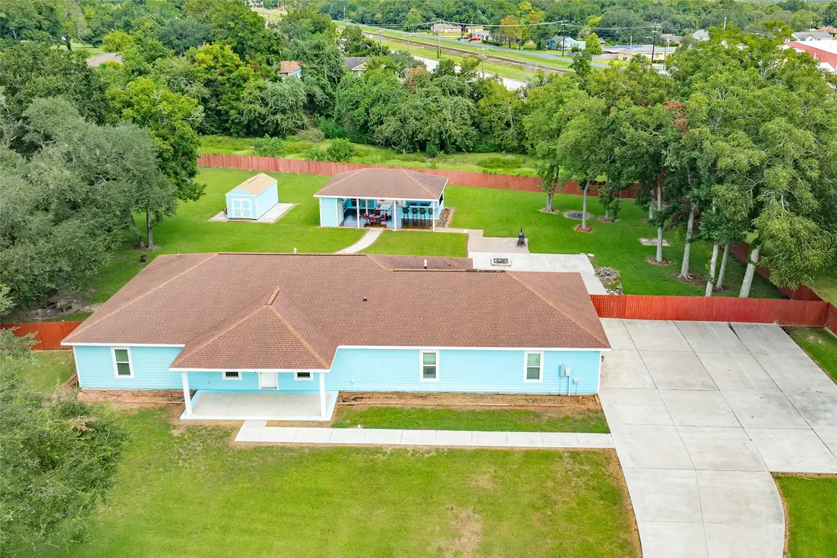 5712 Mentor Drive, Texas City, TX 77591 - Image #1