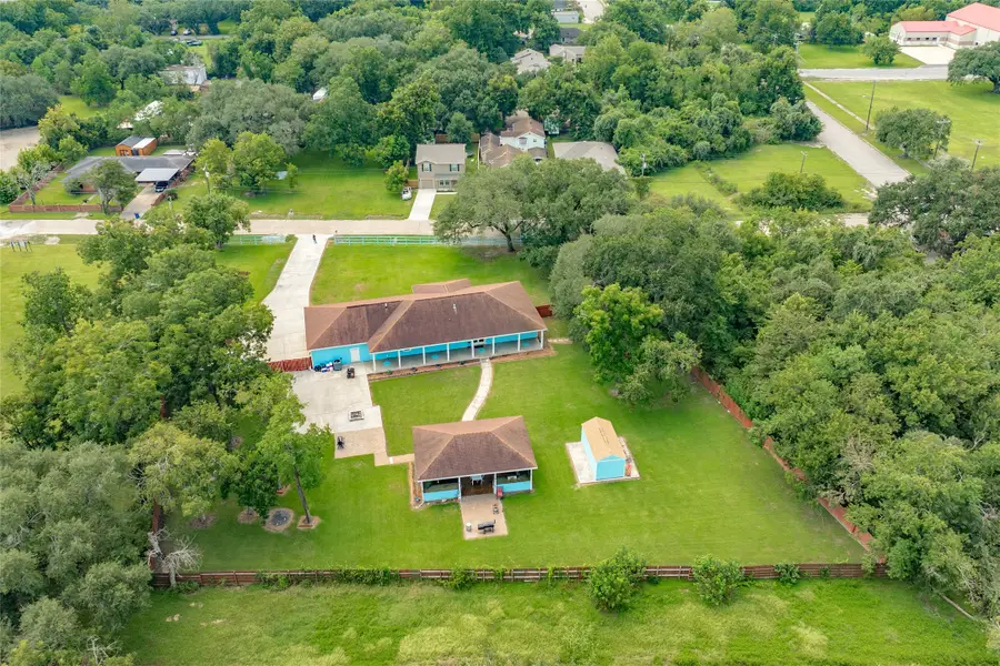 5712 Mentor Drive, Texas City, TX 77591 - Image #2