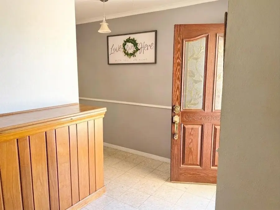 412 Sunset Drive, Hereford, TX 79045 - #2