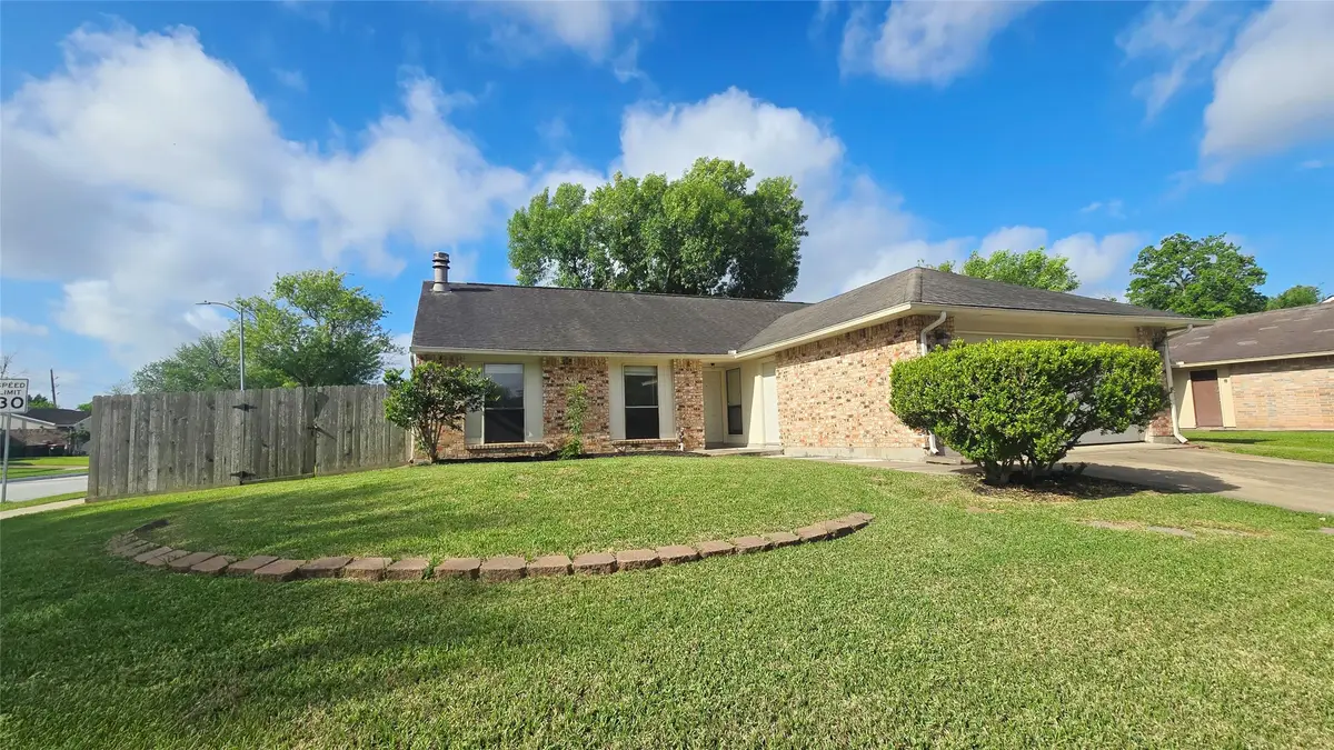 6934 Tara Drive, Richmond, TX 77469 - #1