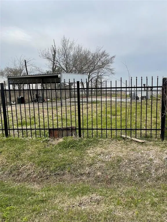 17325 River Road, Channelview, TX 77530