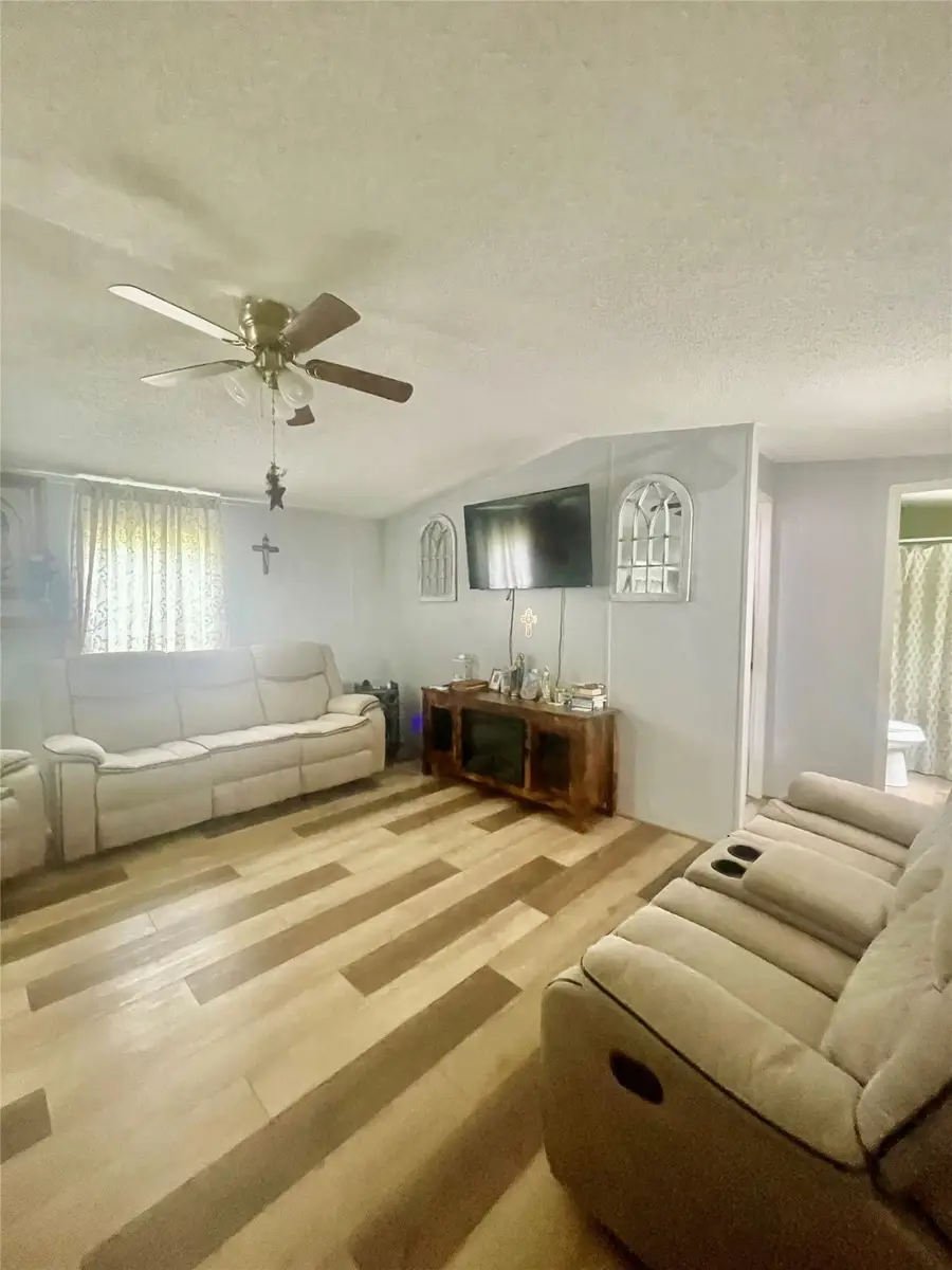 20127 Bluewater, Montgomery, TX 77356 - #2