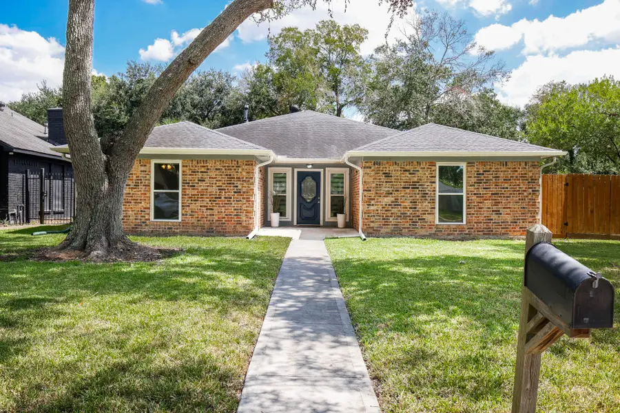 1802 Elmwood Court, Sugar Land, TX 77498 - #2