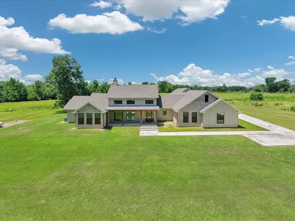 176 Royce Oliver Road, Lufkin, TX 75904
