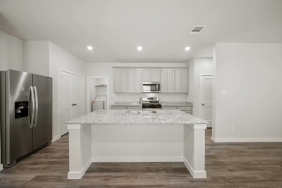 10711 Blocker Court, Bryan, TX 77801 - Image #2