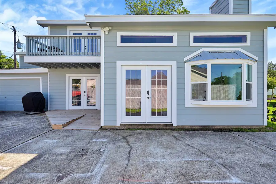 10496 Summit Drive, Willis, TX 77318 - Image #2