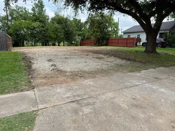 10514 Norton Drive, Houston, TX 77043
