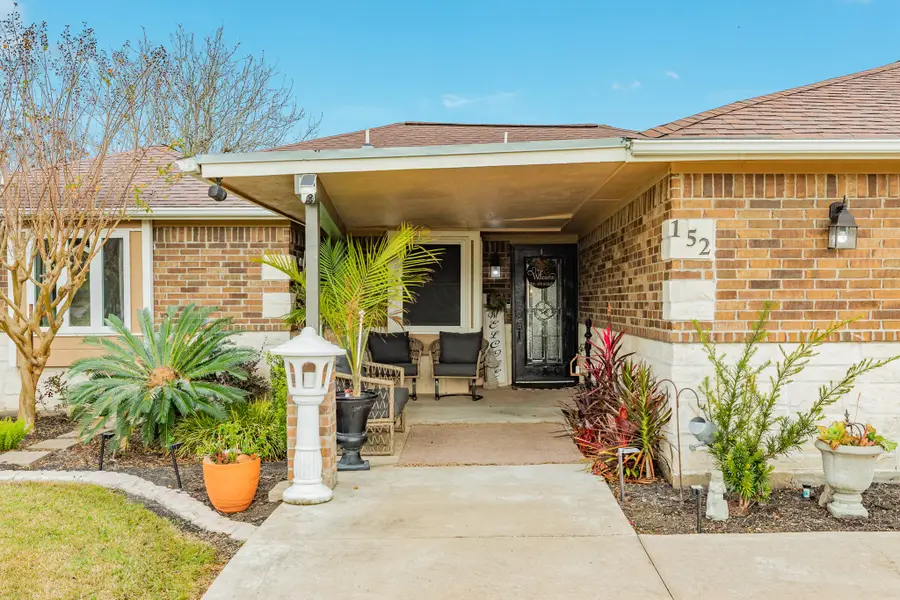 152 Lakewood Drive, Angleton, TX 77515 - Image #2