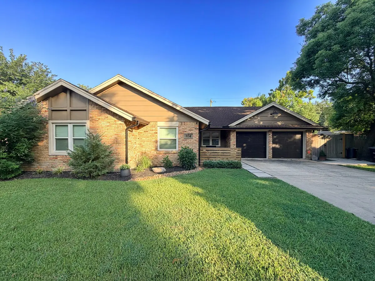 704 Briargrove Drive, Alvin, TX 77511 - #1