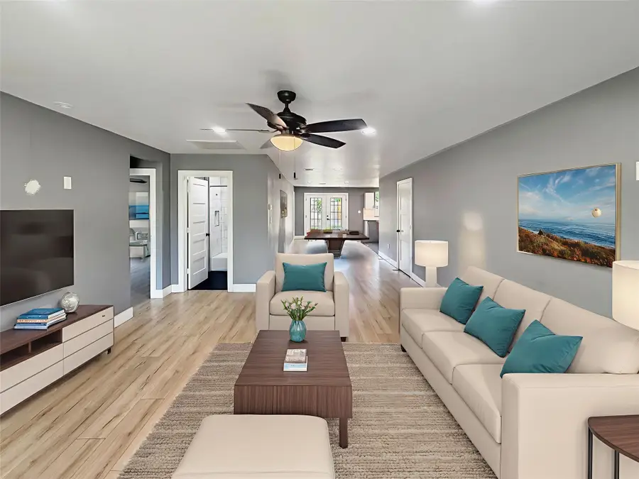 7330 Hurtgen Forest Road, Houston, TX 77033 - Image #2