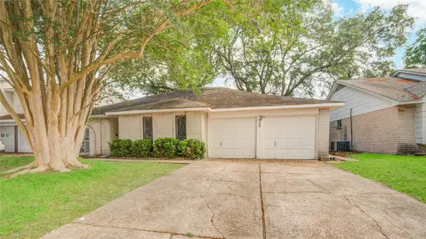 11427 Newbrook Drive, Houston, TX 77072