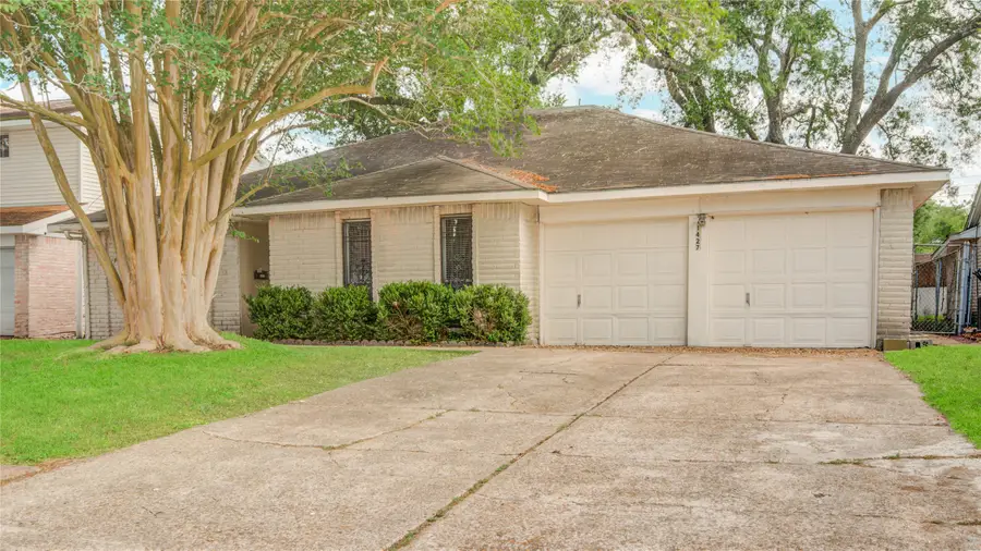 11427 Newbrook Drive, Houston, TX 77072 - Image #2