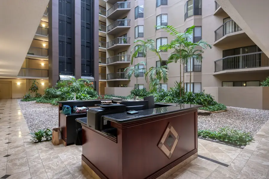 661 Bering Drive #310, Houston, TX 77057 - Image #3