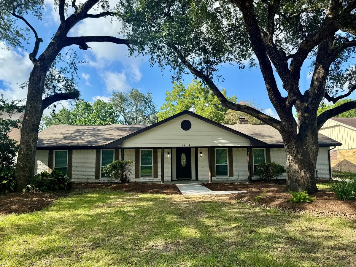 1211 Shorewood Drive, Seabrook, TX 77586 - #1