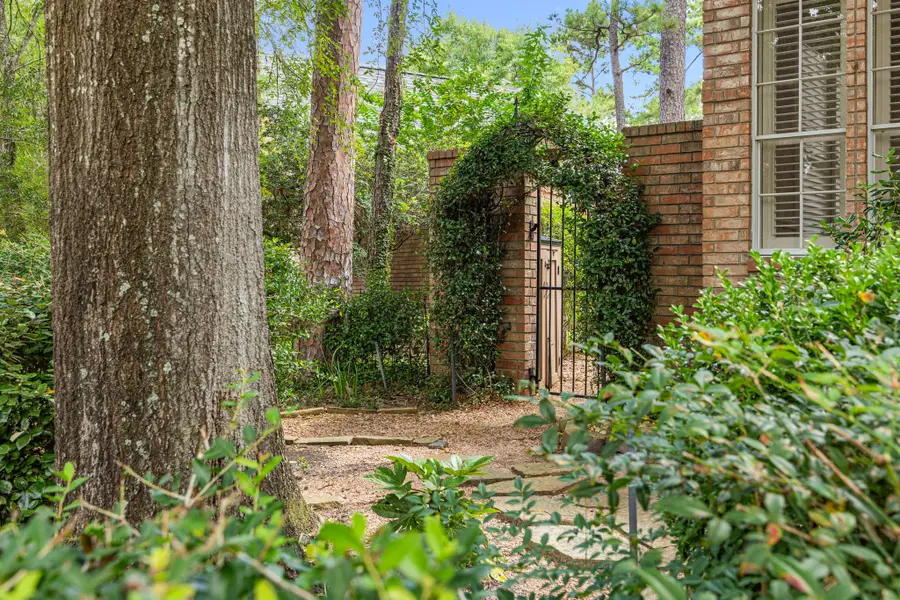 135 S Copperknoll Circle, The Woodlands, TX 77381 - #3