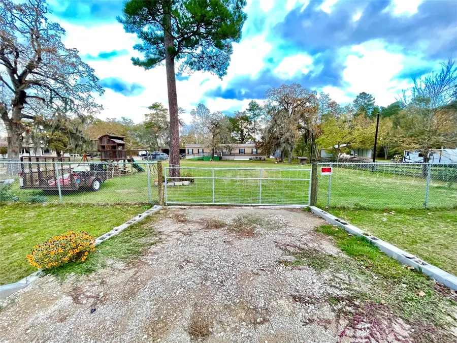23719 Saxon Way, Hockley, TX 77447 - Image #2