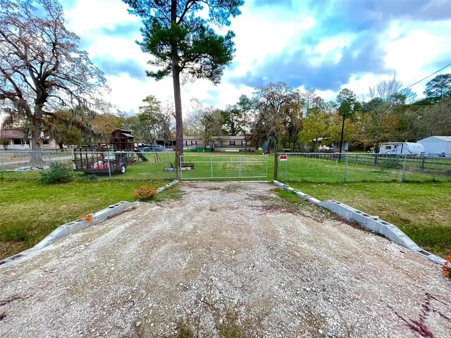 23719 Saxon Way, Hockley, TX 77447 - Image #3