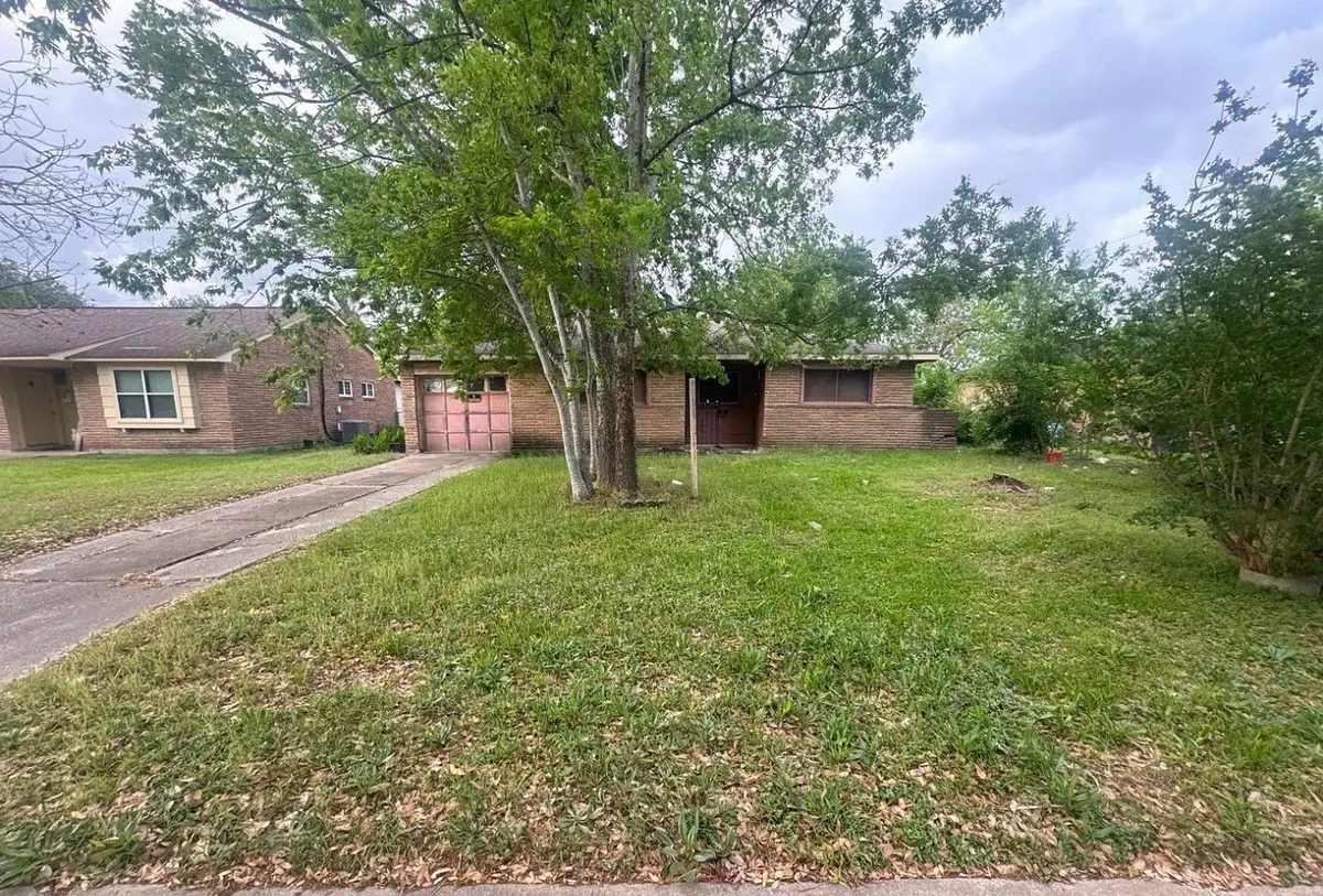 5506 Maywood Drive, Houston, TX 77053 - #1