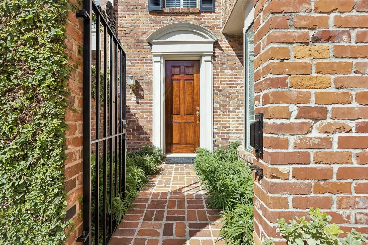 2210 Avalon Place, Houston, TX 77019 - #1