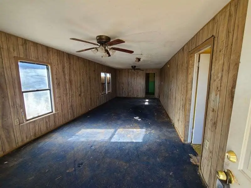 503 N Electra Street, Electra, TX 76360 - Image #3