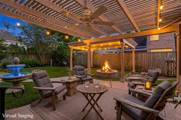 1518 Fall Wood Drive, Sugar Land, TX 77479