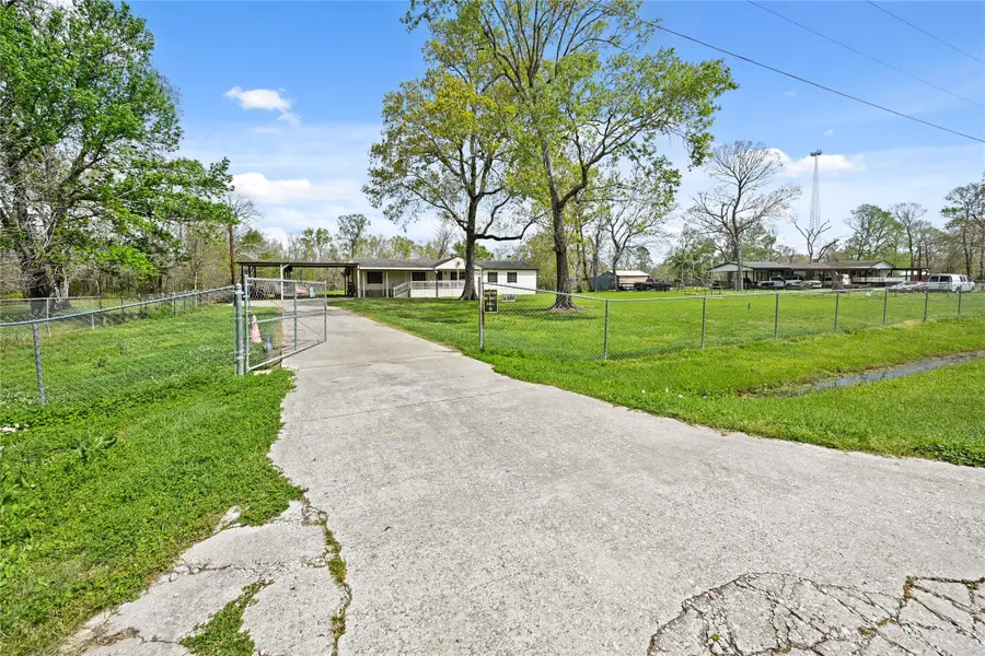 74 County Road 4400, Dayton, TX 77535 - #2