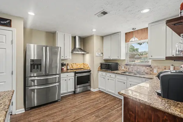 9911 El Chaco Street, Baytown, TX 77521