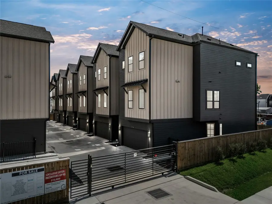 1614 Ojeman Road #E, Houston, TX 77055 - #2