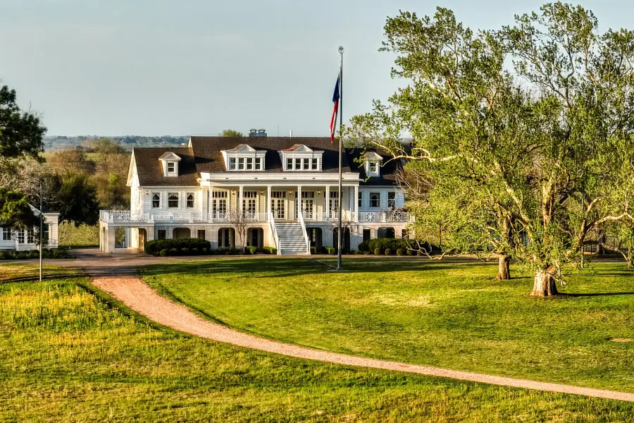 3401 Us Highway 290 E, Brenham, TX 77833 - Image #3