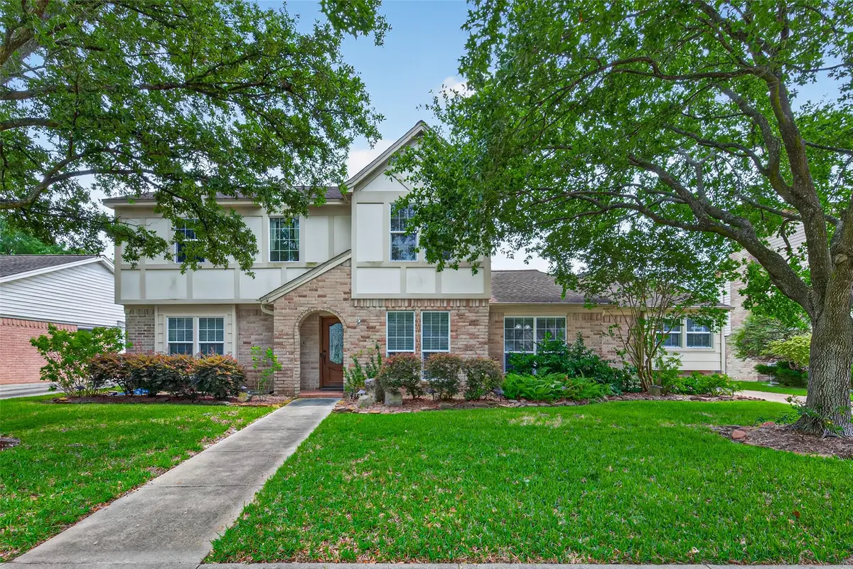 16217 Lakeview Drive, Jersey Village, TX 77040 - #1