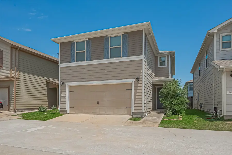 19229 Gunther Springs Court, Houston, TX 77073 - Image #2