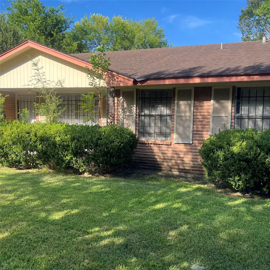 5607 Greylog Drive, Houston, TX 77048 - #3