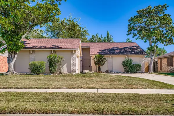 2115 Pepperglen Court, Missouri City, TX 77489