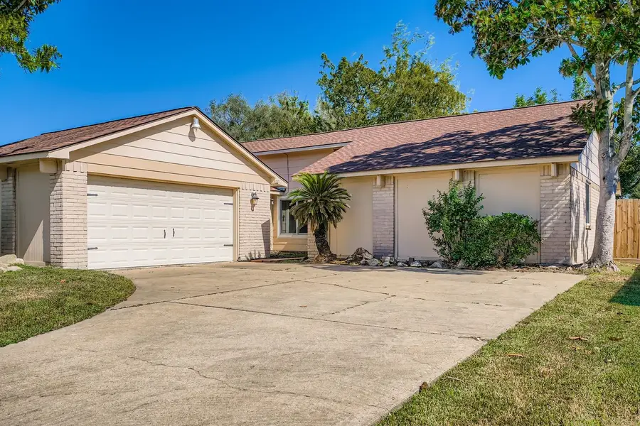 2115 Pepperglen Court, Missouri City, TX 77489 - Image #3