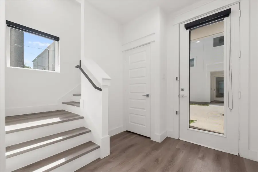 515 Schweikhardt Street, Houston, TX 77020 - Image #3