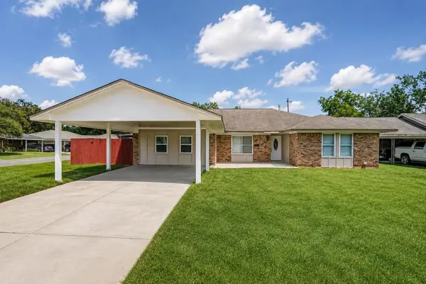 203 Doverfield Drive, Houston, TX 77037