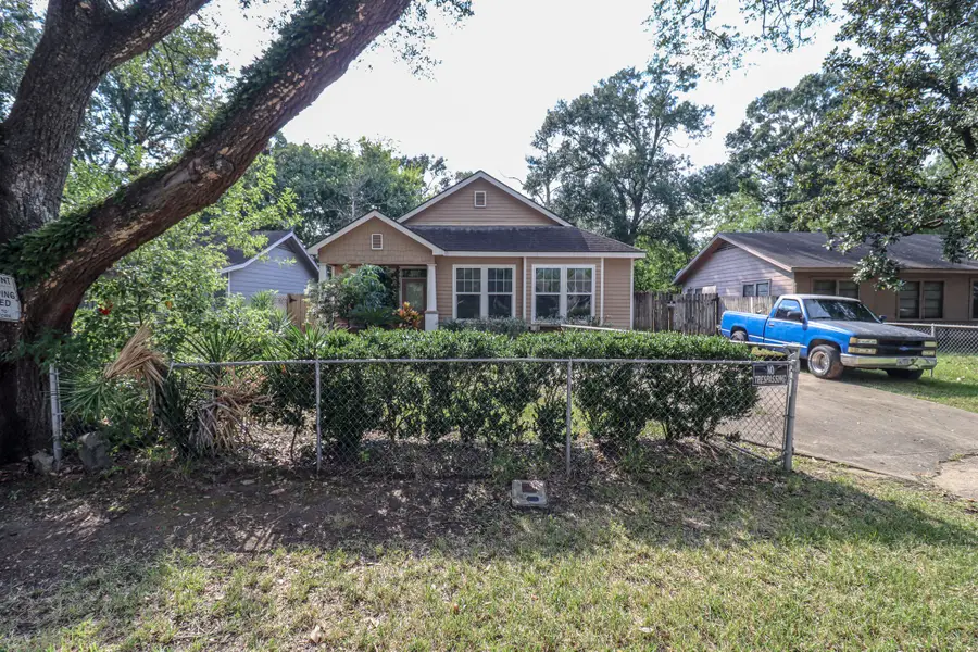 2450 Columbia Street, Beaumont, TX 77701 - Image #2