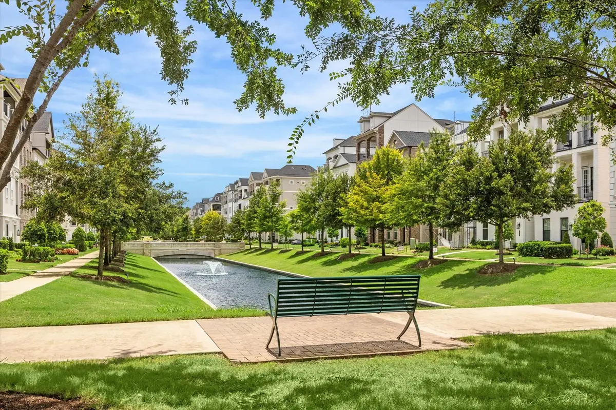 930 Dunleigh Meadows Lane, Houston, TX 77055 - Image #1