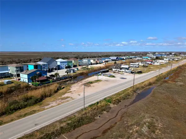 1710 Fm 2031, Matagorda, TX 77457