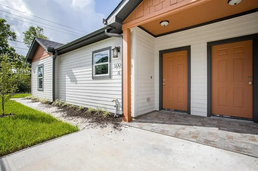 6004 England Street #A /B, Houston, TX 77021 - Image #2